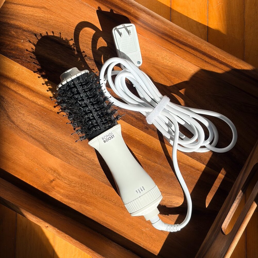 BondiBoost Mini Blowout Brush Pro 3-in-1 Hair Dryer Brush – Excellent Condition